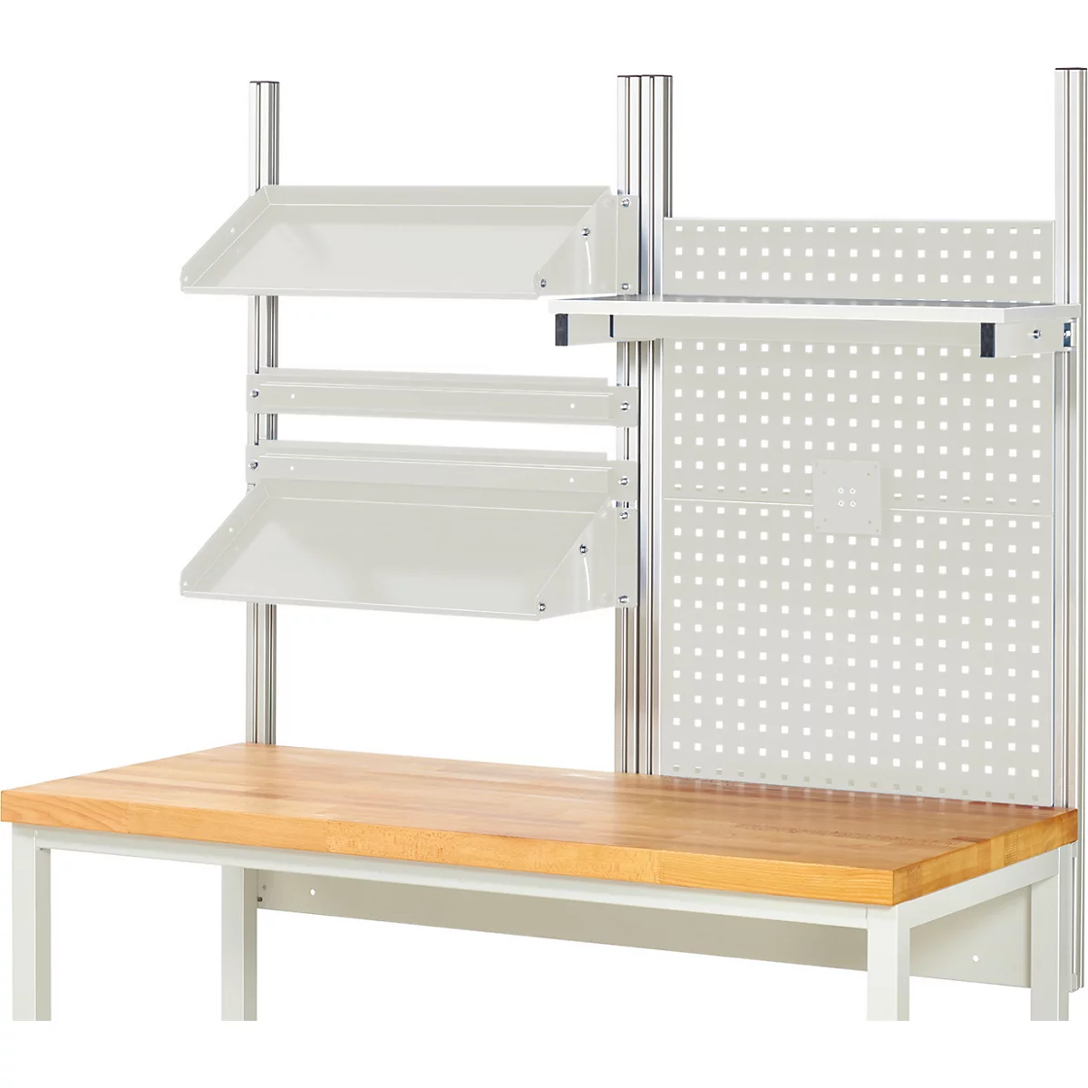 Werkbank mit Ablagen und Lochwand, helle Farben, industrieller Stil.
