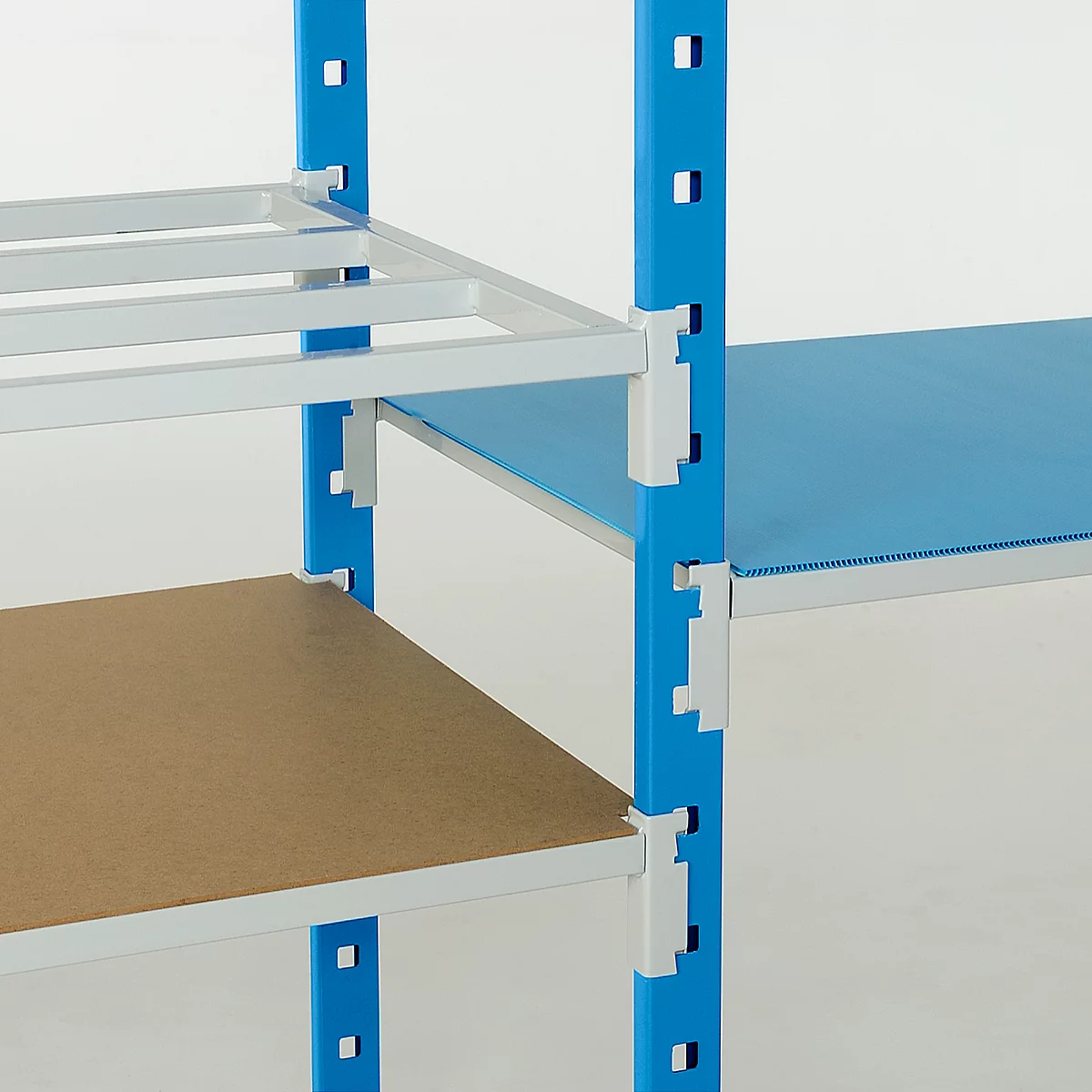 Rayonnage universel à emboîter, Plateau à fibres dures, l. 1500 x P 300 mm