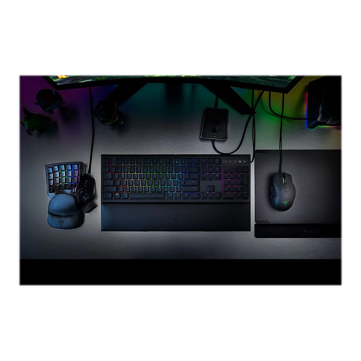 Razer Tartarus V2 - Tastenfeld - mit Scroll-Rädchen, 8-way directional thumbpad - hintergrundbeleuchtet - USB - für Komplett Epic Gaming PC a125