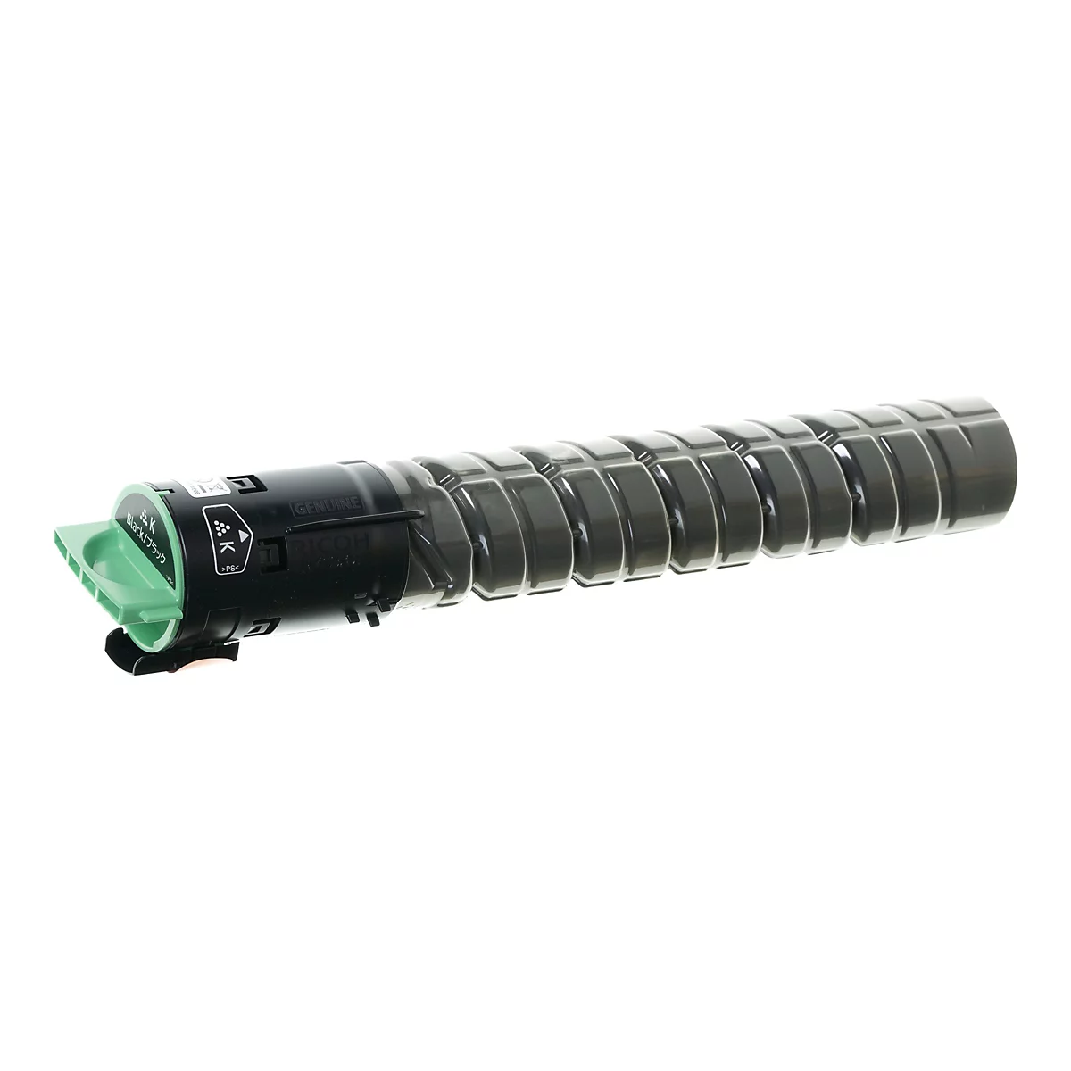 Ein grauer Ricoh-Tonerpatrone auf weißem Hintergrund. Die Patrone hat eine grüne Komponente mit Aufschrift und ein geriffeltes Design.