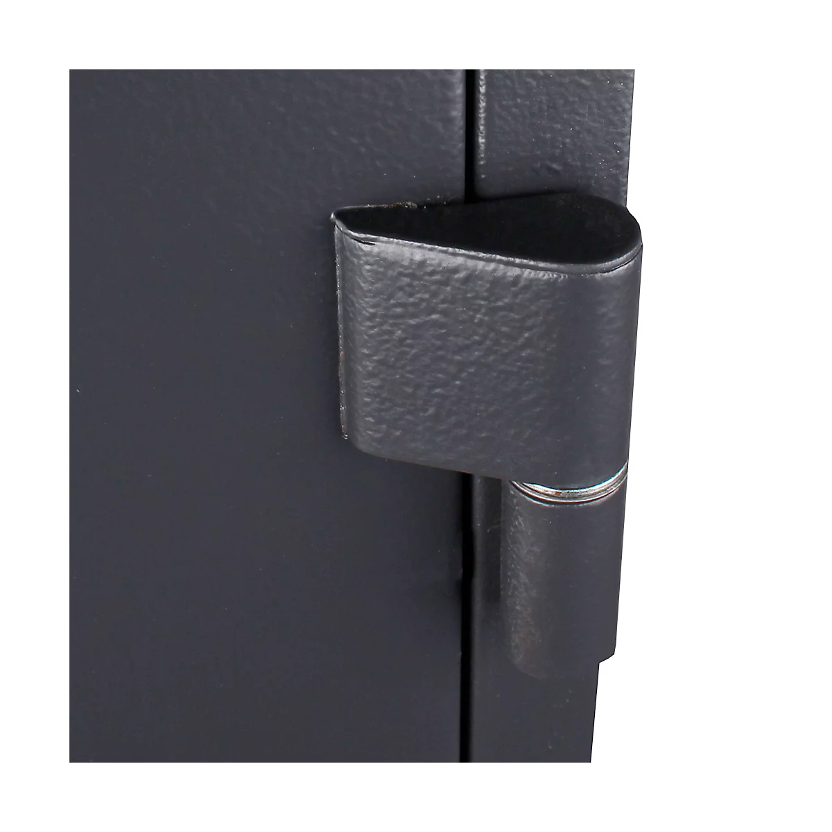 Gros plan : charnière d'un coffre-fort, couleur grise, design visible, en gros plan.