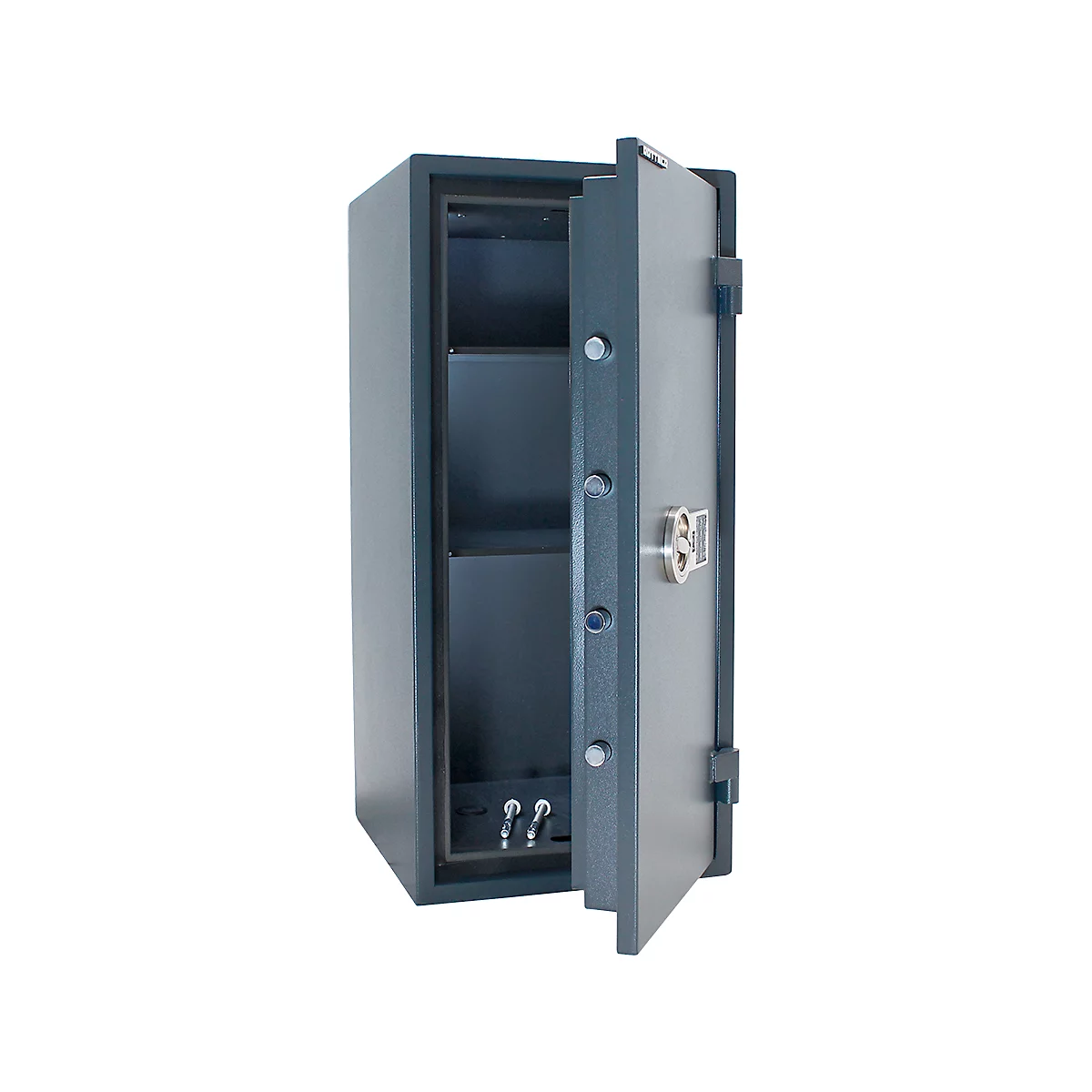 Coffre-fort en acier avec porte ouverte. Deux étagères à l'intérieur. La porte argentée a un bouton rotatif.
