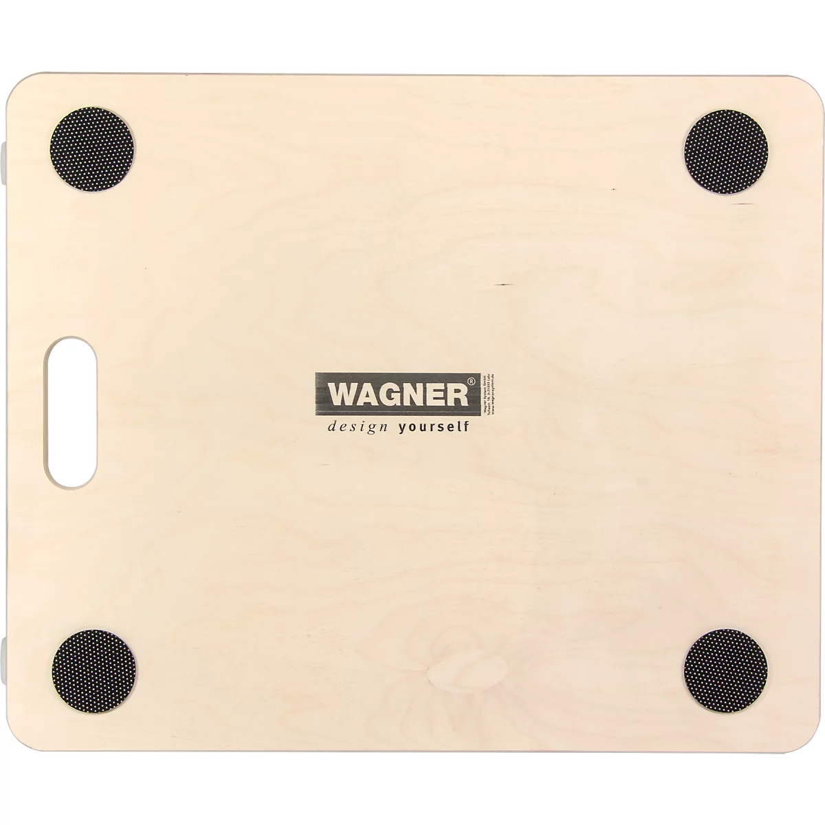 Planche de bois rectangulaire avec coins arrondis, trou de poignée, quatre pieds en caoutchouc et logo Wagner.