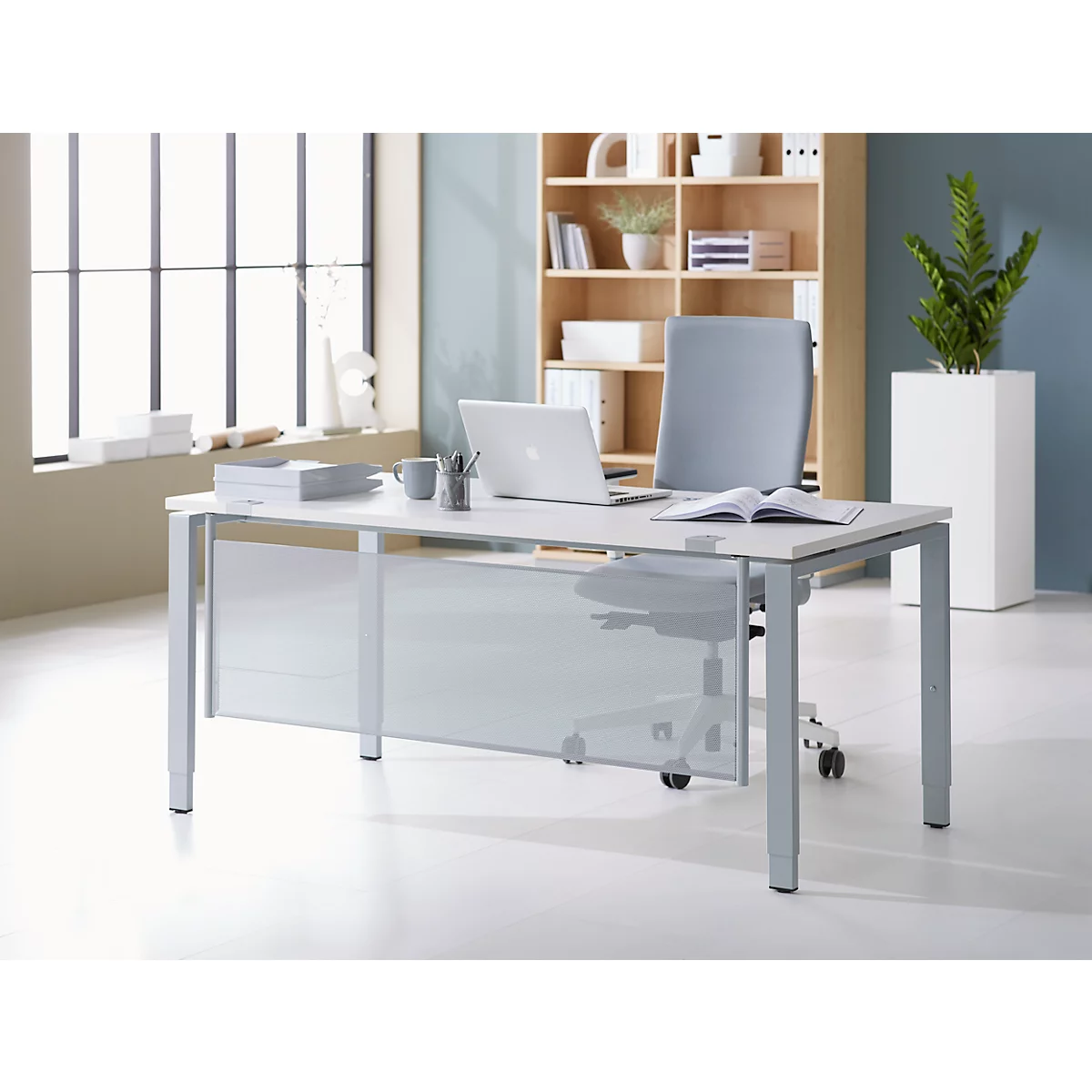 Rückseitenblende, für Schreibtisch B 1600 mm, H 466 mm, weißaluminium