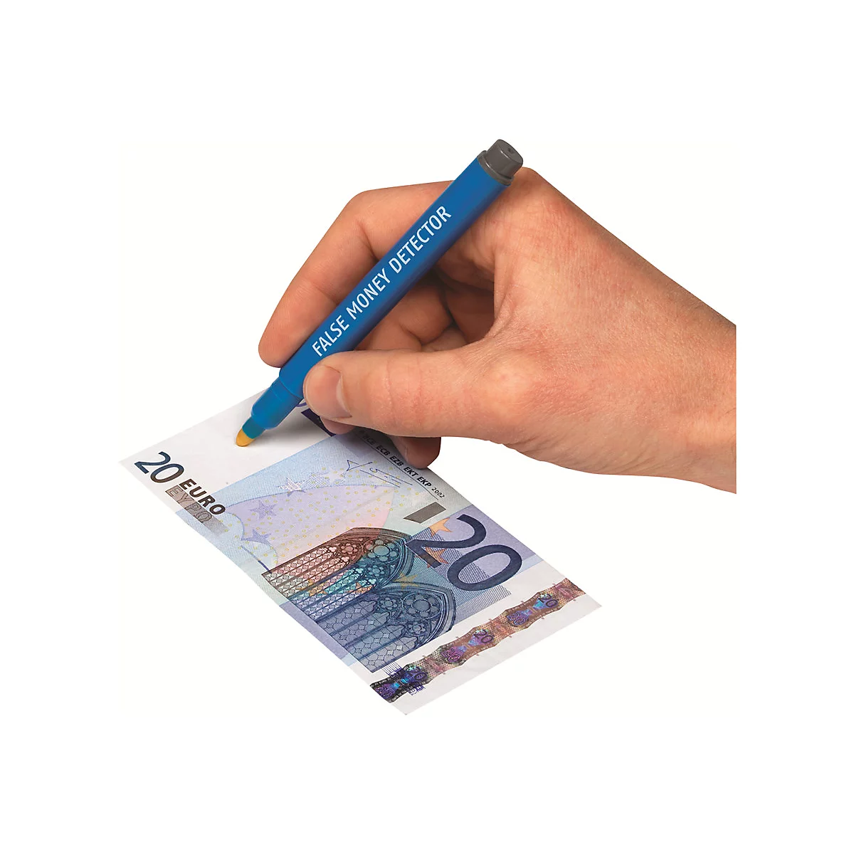 Eine Hand hält einen blauen Geldfälschung-Detektor und testet einen 20-Euro-Schein. Der Stift trägt die Aufschrift "False Money Detector".