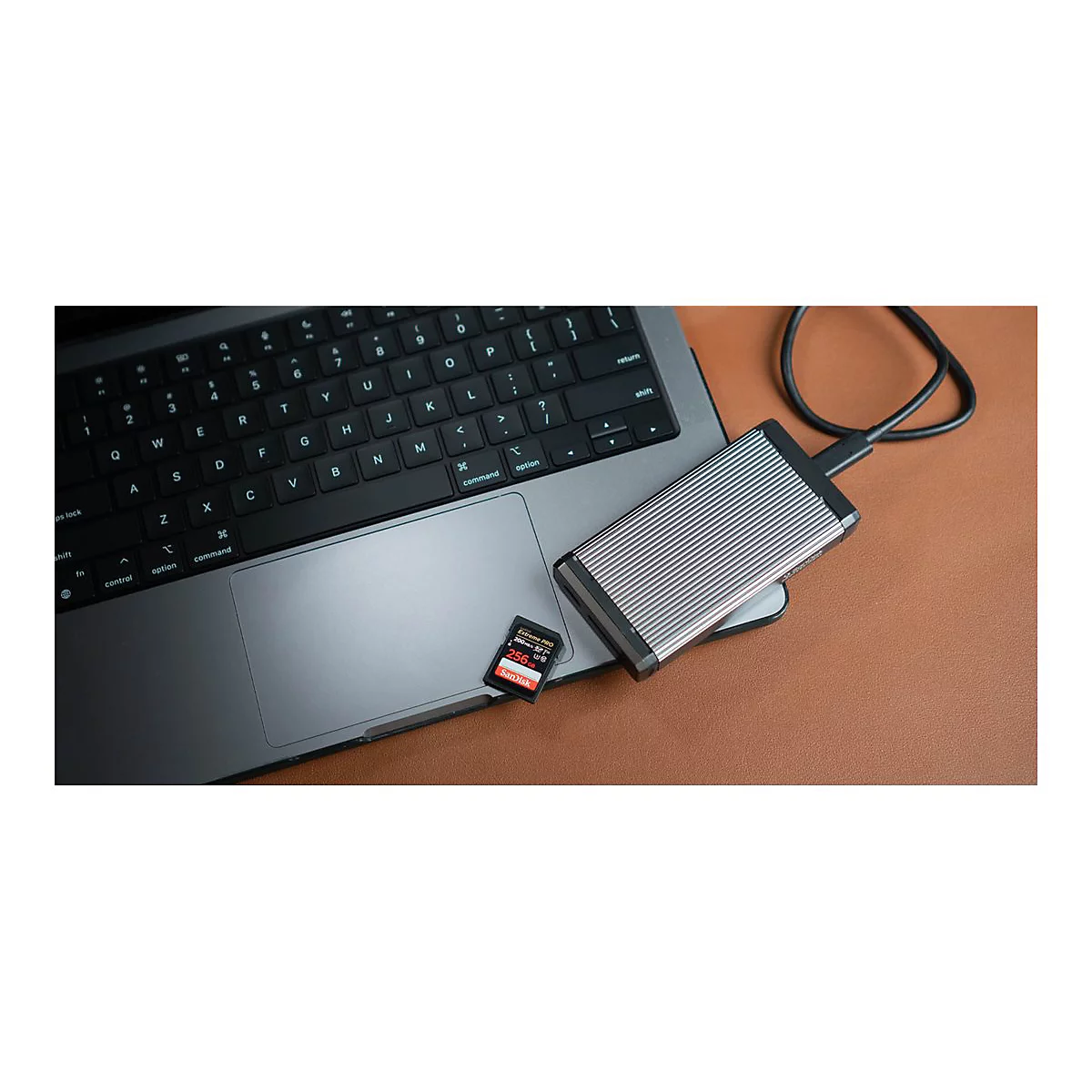 SanDisk Professional PRO-READER - Kartenleser (SD, microSD) - USB-C 3.2 Gen 1