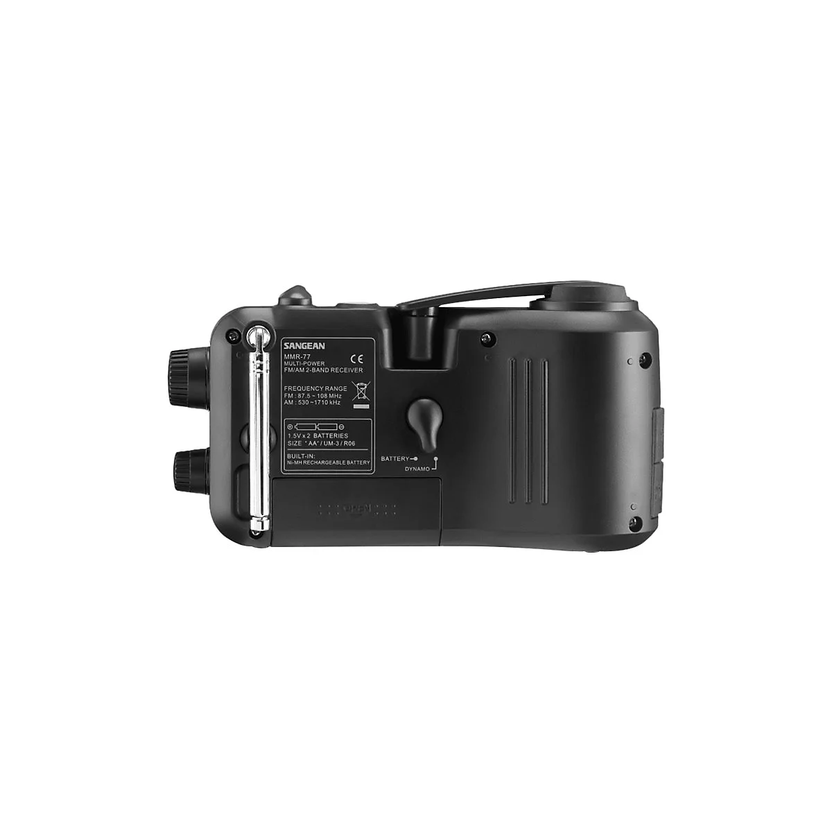 Rückseite des schwarzen Sangean Notfallradios MMR-77 mit technischer Beschriftung und Batteriefach.