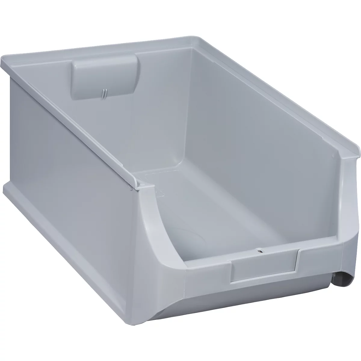 Un contenedor de almacenamiento de plástico gris vacío con frente abierto.