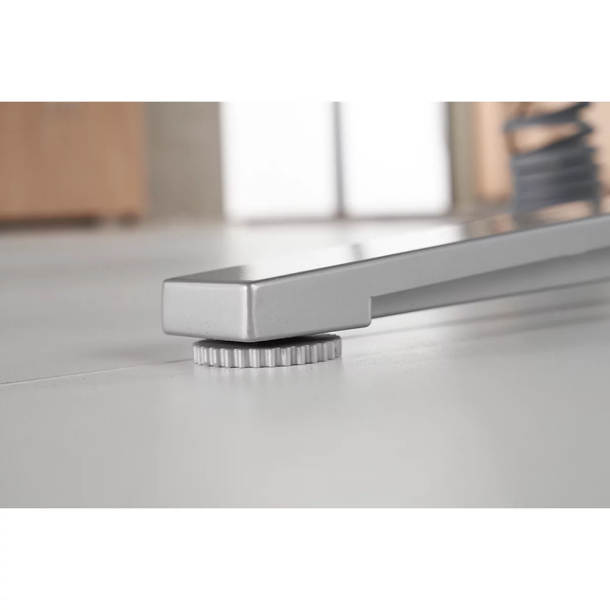 Schäfer Shop Genius-bureau PLANOVA ERGOSTYLE, elektrisch in hoogte verstelbaar, rechthoekig, C-voet, B 2000 x D 800 x H 645-1305 mm, eiken/wit aluminium