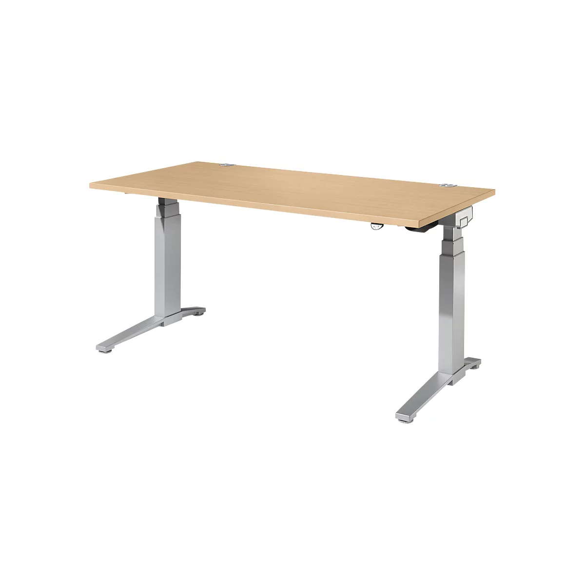Een in hoogte verstelbaar bureau met een lichtbruin tafelblad en zilveren poten tegen een witte achtergrond.