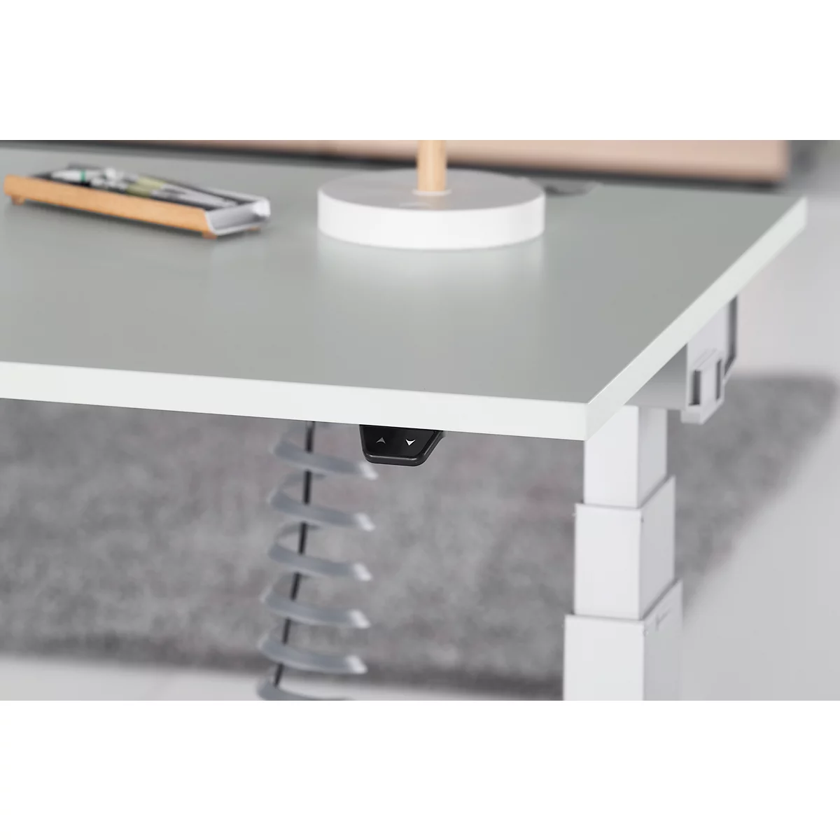 Schäfer Shop Genius Bureautafel PLANOVA ergoSTYLE, C-poot, rechthoek, tweetraps elektr. in hoogte verstelbaar, B 2000 mm, lichtgrijs/blank aluminium 