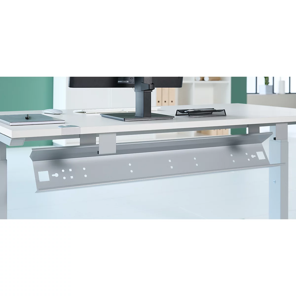 Schäfer Shop Genius Chemin de câbles pour table avec angle de 135°, rabattable, acier, aluminium blanc