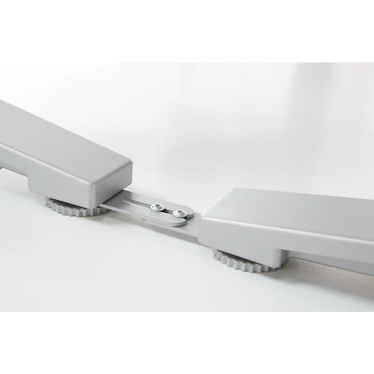 Schäfer Shop Genius CPU houder voor bureau e PLANOVA ERGOSTYLE, breedte &amp; hoogte verstelbaar, gepoedercoat staal, blank aluminium