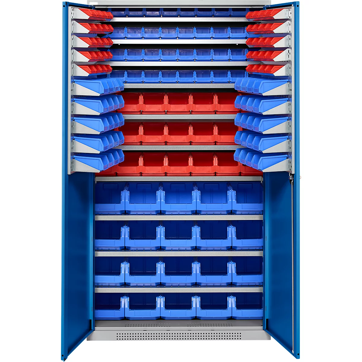 Offener blauer Werkzeugschrank, gefüllt mit roten und blauen Schubladen, vor weißem Hintergrund.