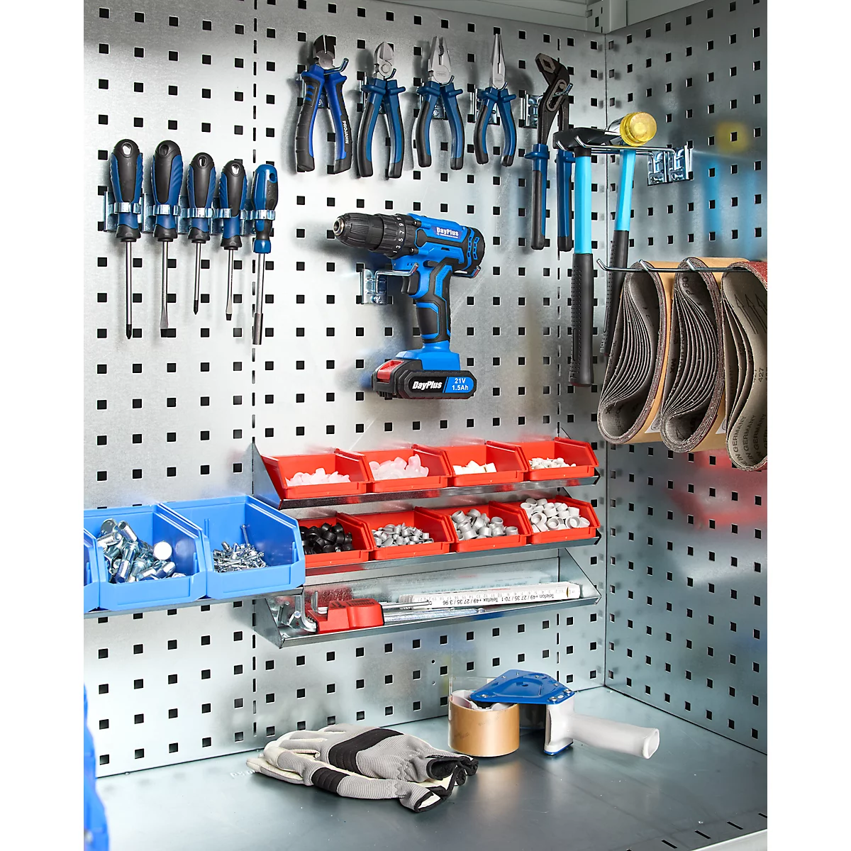 Schäfer Shop Genius materiaalkast FS, 5 OH, afsluitbaar, geperforeerde roosterwanden/2 laden/2 legborden, tot 450 kg, B 1055 x D 520 x H 1950 mm, lichtgrijs/lichtgrijs + gratis inzetbakset-24 st.