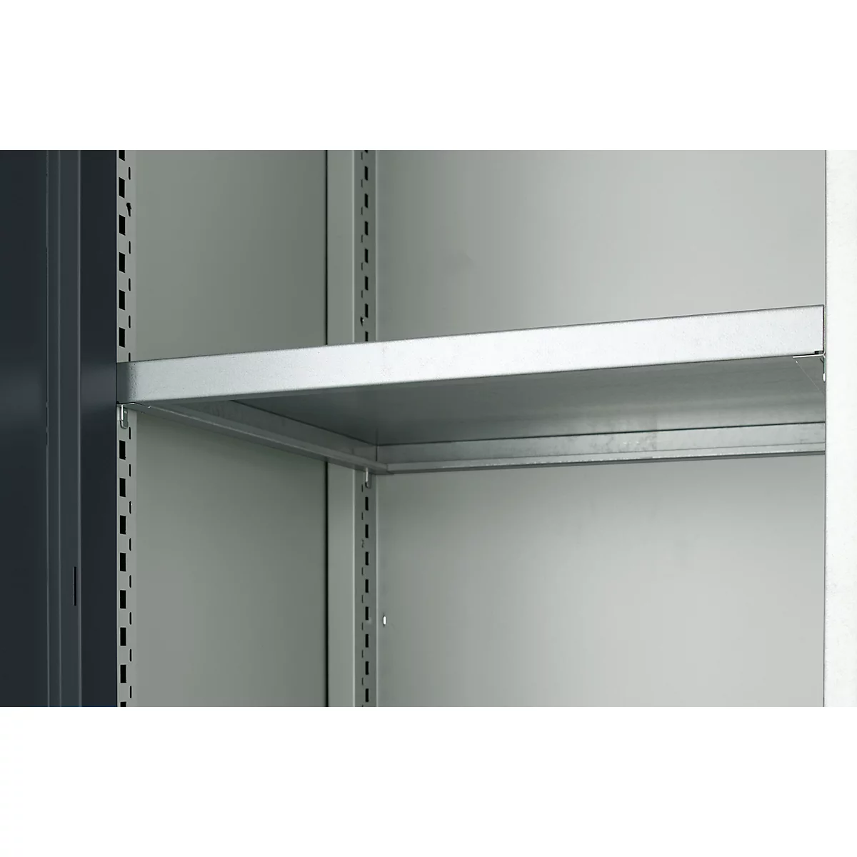 Schäfer Shop Genius Mehrzweckschrank FS, modular, indivuduell erweiterbar, Mittelwand, 4 Fachböden, bis 450 kg, B 1055 x T 520 x H 1950 mm, lichtgrau/anthrazitgrau