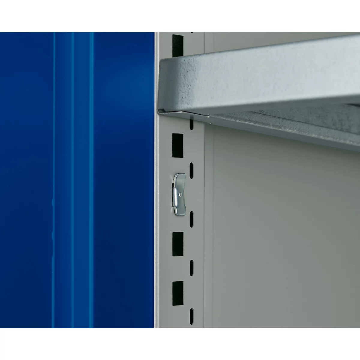 Schäfer Shop Genius Mehrzweckschrank FS, modular, indivuduell erweiterbar, Mittelwand, 4 Fachböden, bis 450 kg, B 1055 x T 520 x H 1950 mm, lichtgrau/enzianblau