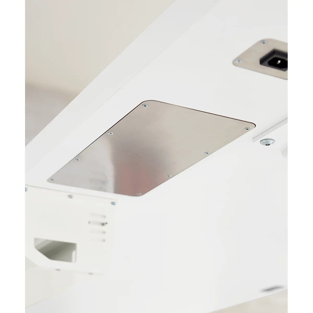 Schäfer Shop Genius Schreibtisch Elements, elektrisch höhenverstellbar, Rechteck, C-Fuß, B 1600 x T 800 x H 645-1300 mm, weiß + Technikeinbau