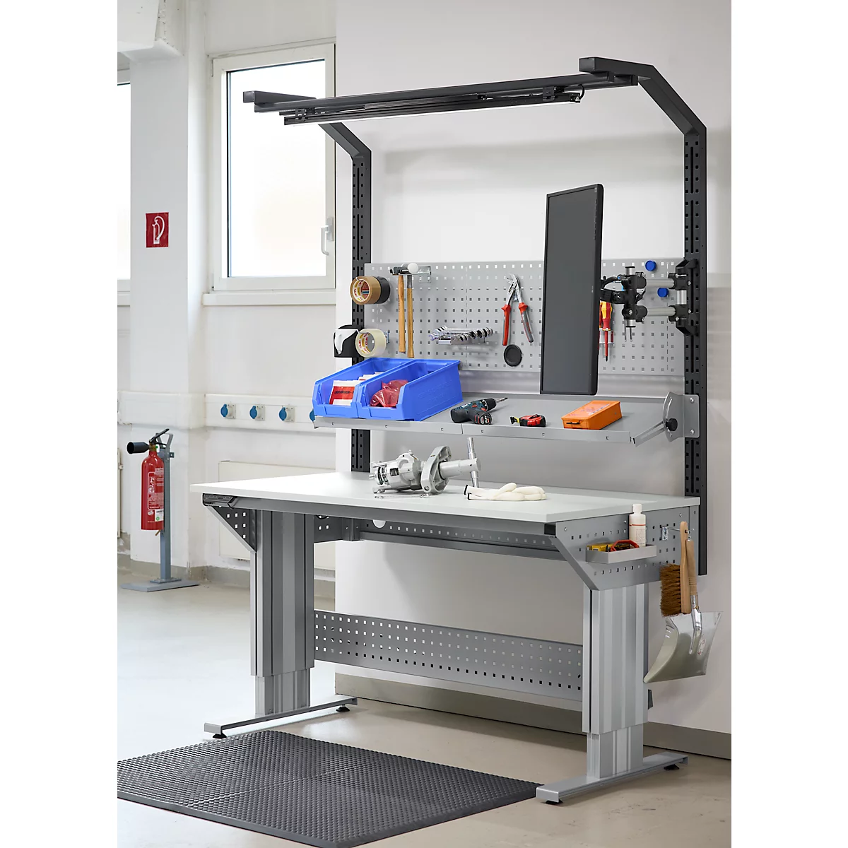Schäfer Shop Pure Arbeitstisch AST31, elektrisch höhenverstellbar, Melaminplatte oder Multiplex-Platte, T-Fuß, bis 400 kg, diverse Varianten