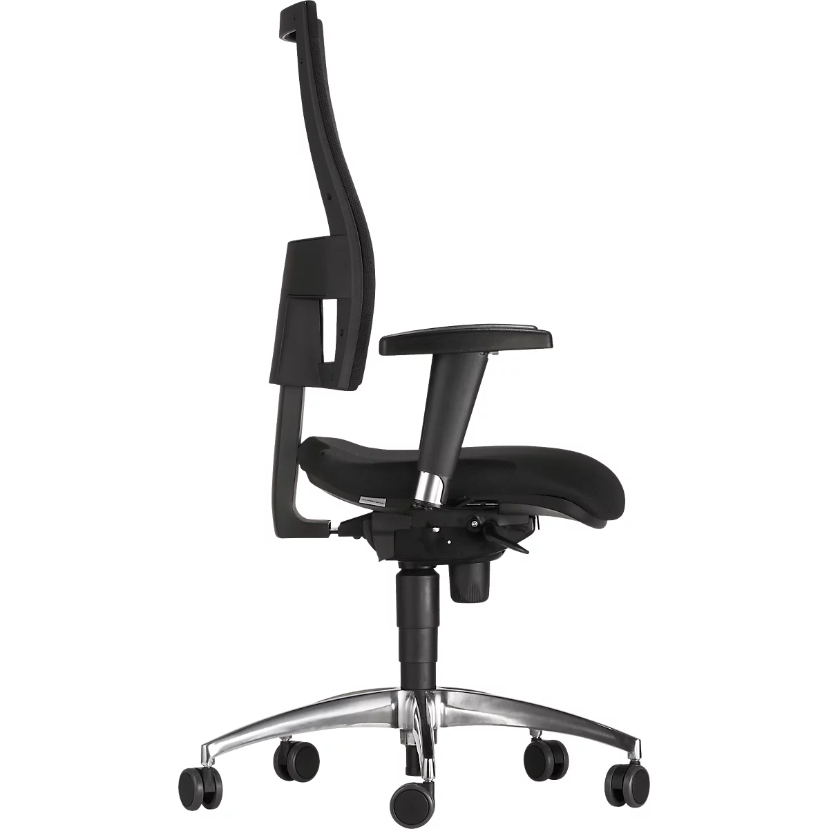 Black office chair, side view. Seat, backrest and armrests black. Five-arm base in silver with castors.