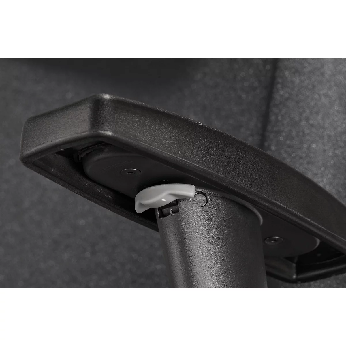 Schäfer Shop Pure Chaise de bureau SSI PROLINE P1 Clean, avec accoudoirs, mécanisme synchrone ponctuel, assise avec disques intervertébraux, revêtement antibactérien, noir