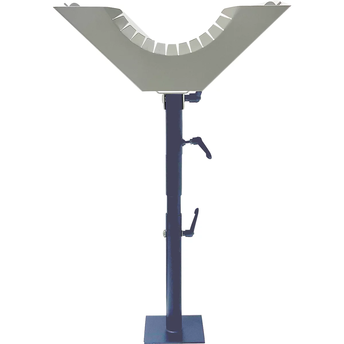 Un support à rouleaux gris avec une hauteur réglable, composé d'un support en forme de V, d'une colonne et d'une base carrée. Il y a deux leviers de verrouillage sur la colonne.