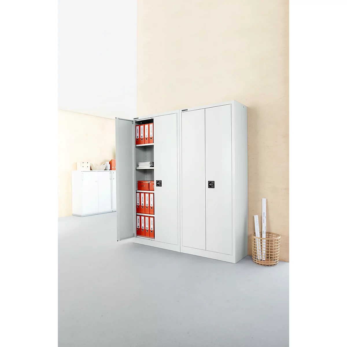 Schäfer Shop Pure materiaalkast, 4 legborden, afsluitbaar, B 950 x D 400 x H 1935 mm, staal, lichtgrijs RAL 7035/ lichtgrijs RAL 7035