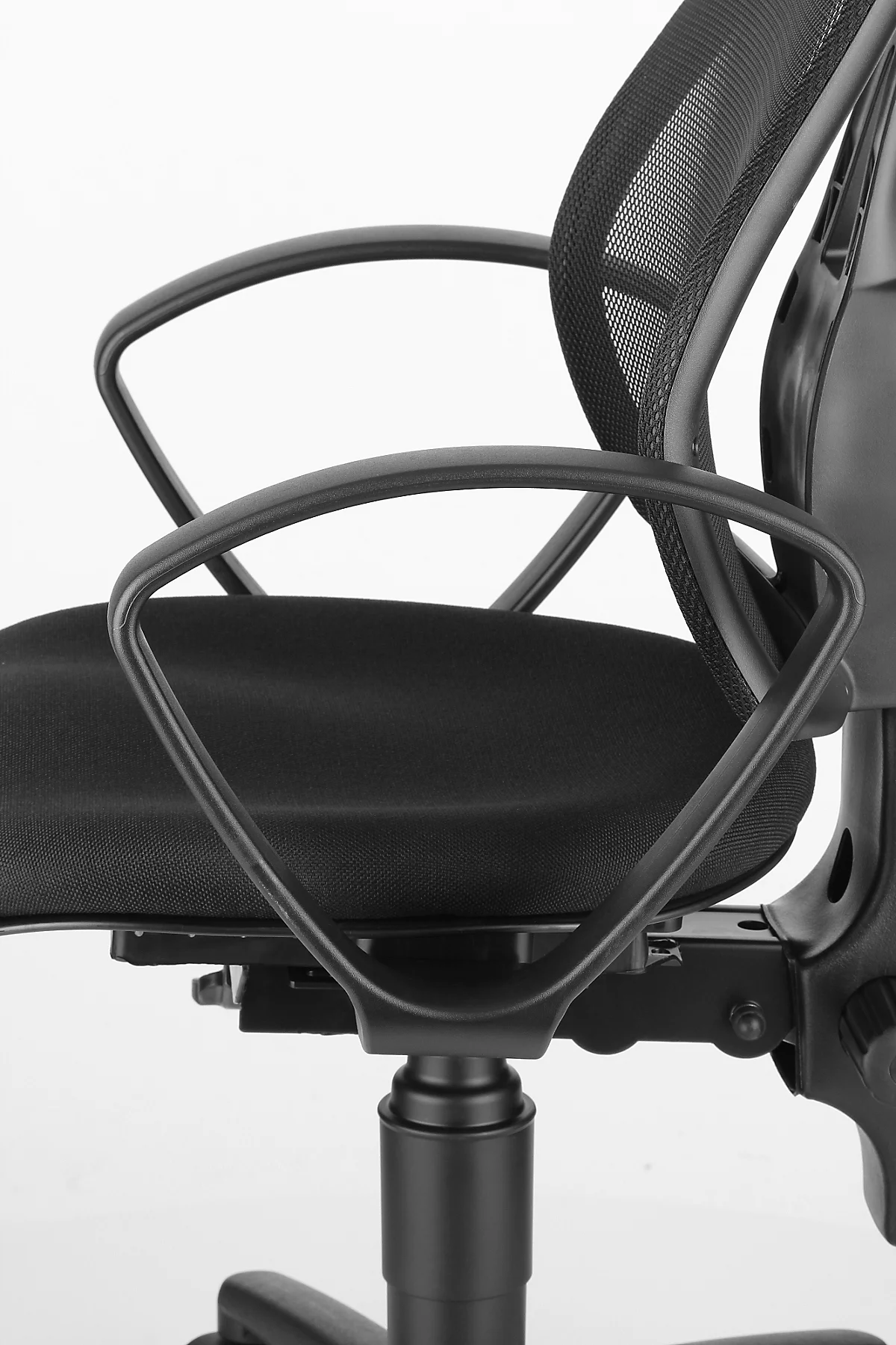 Schäfer Shop Pure Silla de oficina BALANCE 400 NET, contacto permanente, con reposabrazos, asiento ortopédico Fitness negro