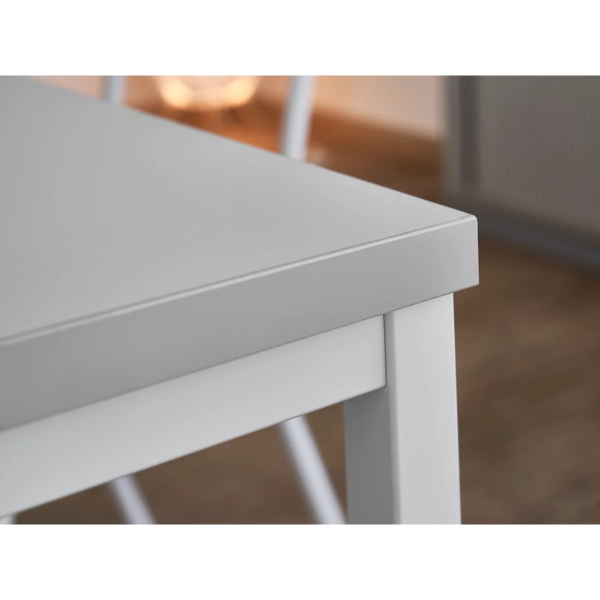 Schäfer Shop Pure Table en tube d'acier, rectangulaire, pied en tube carré, L 1400 x P 800 zéro x H 720 mm, gris clair/noir