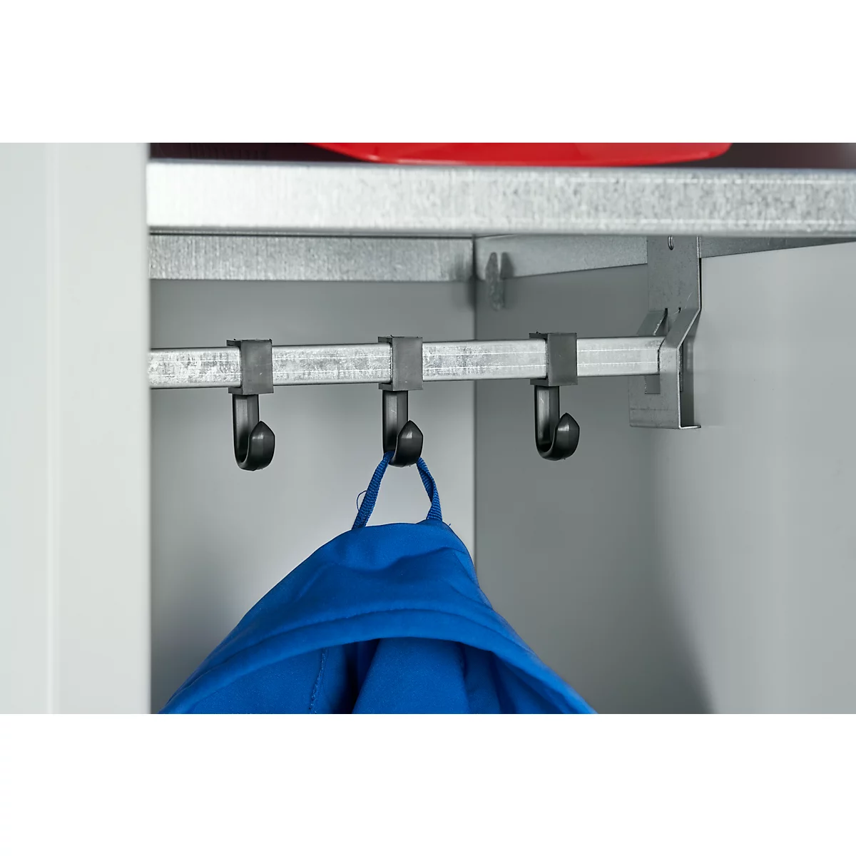 Schäfer Shop Pure Vestiaire, 2 compartiments, sur socle, serrure à came batteuse, gris clair/bleu gentiane