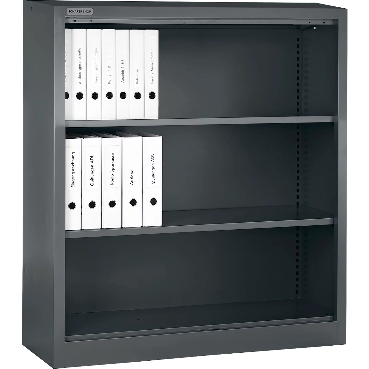 Classeur gris foncé avec trois étagères, rempli de classeurs blancs. Les classeurs ont des étiquettes.
