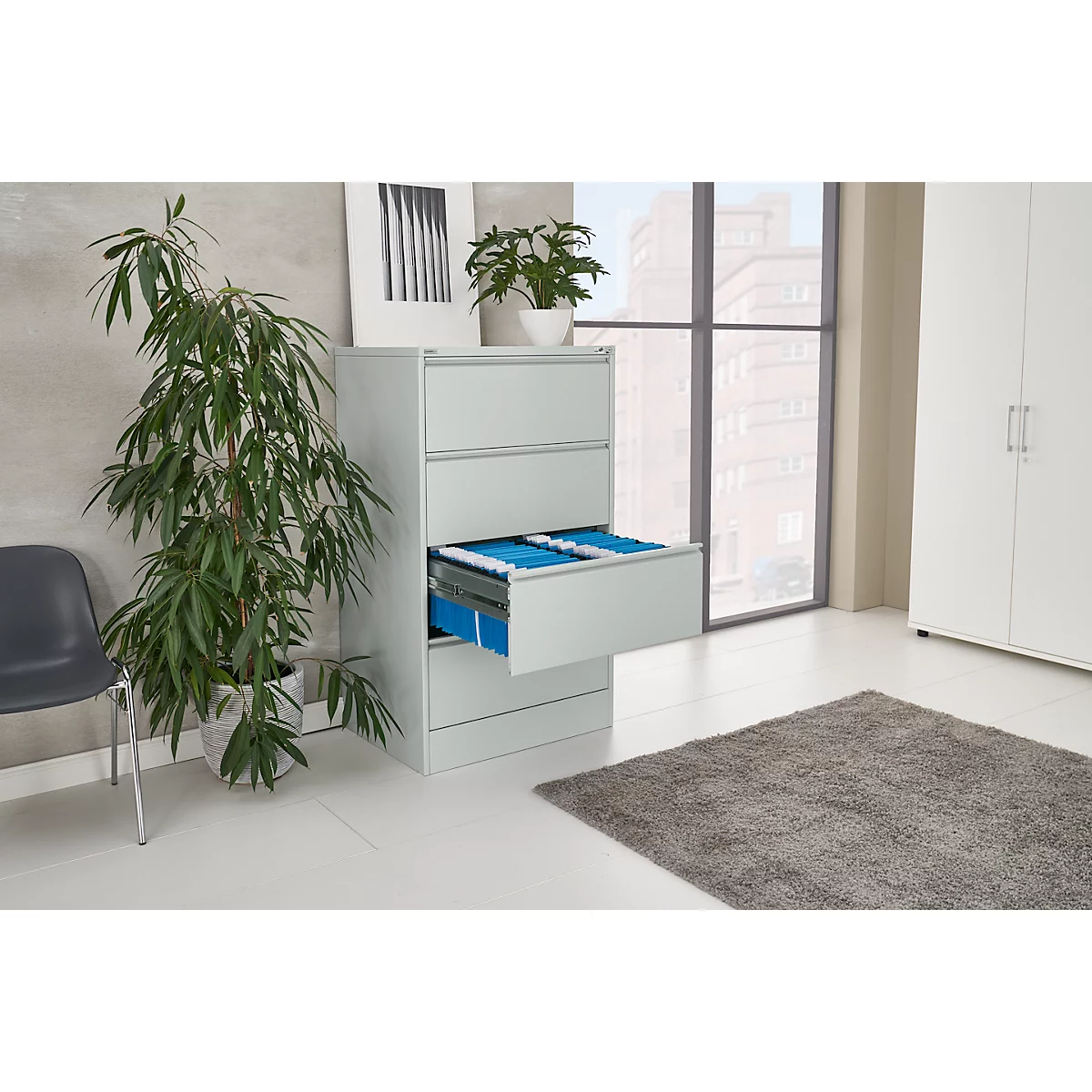 Schäfer Shop Select Armoire pour dossiers suspendus L 780 x P 580 x H 1350 mm, tôle d'acier gris clair, 4 tiroirs à deux voies + 50 dossiers suspendus DIN A4, bleu