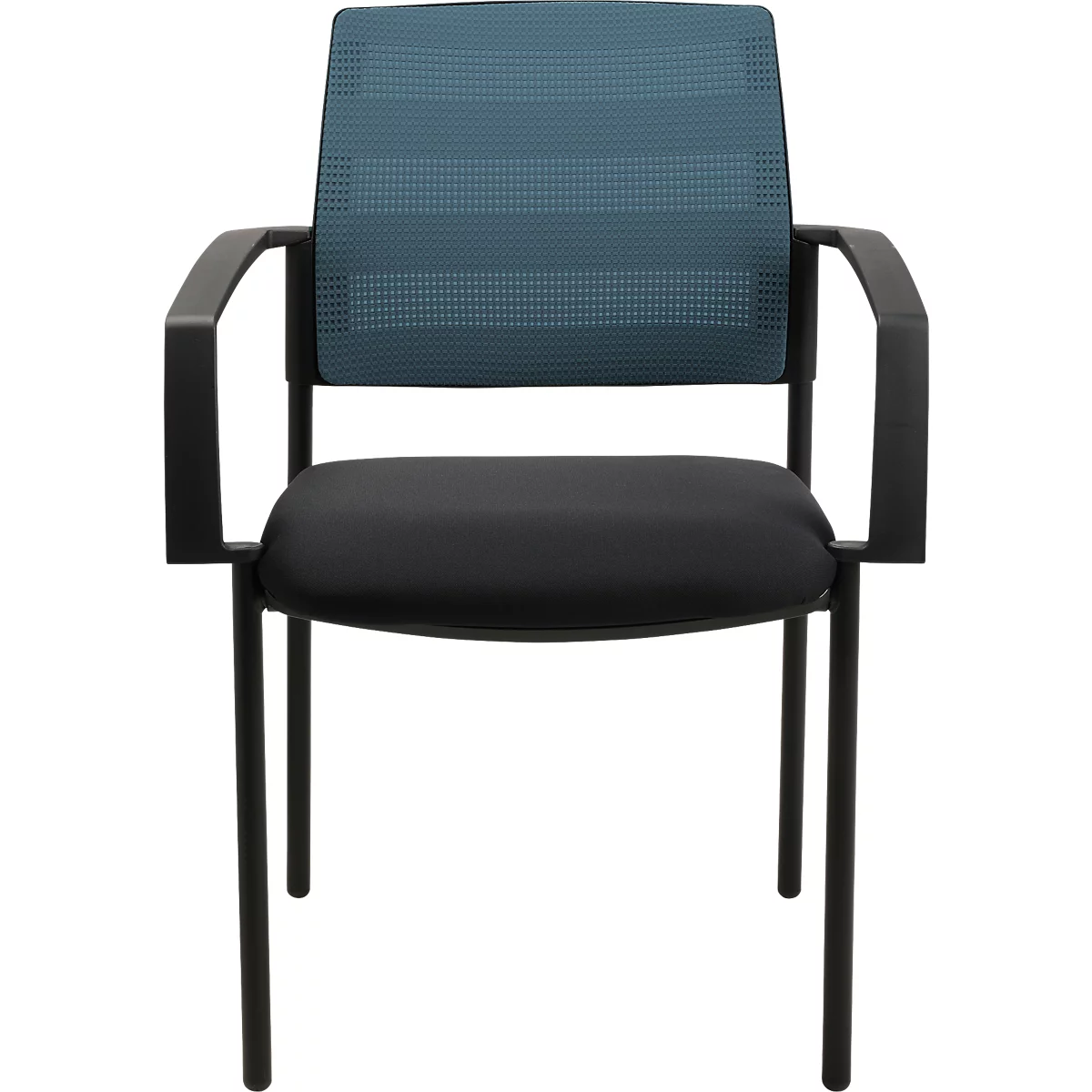 Bureaustoel met blauwe mesh rug, zwarte zitting en zwarte armleuningen.