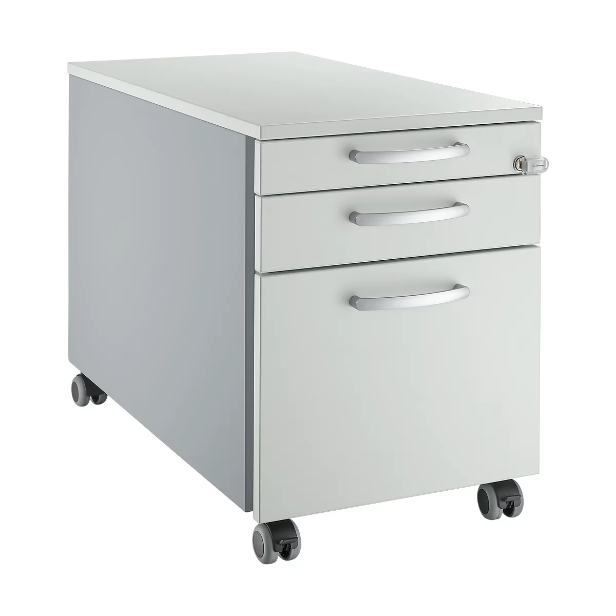 Armoire de bureau grise à roulettes avec trois tiroirs, poignées argentées et serrure.