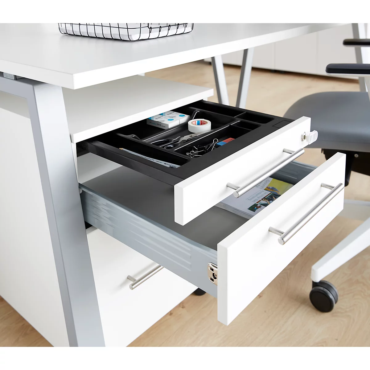 Schäfer Shop Select Caisson à roulettes Start Off 126, tiroir pour ustensiles, dossiers suspendus, tiroir, verrouillable, L 432 x P 580 x H 595 mm, blanc/blanc 
