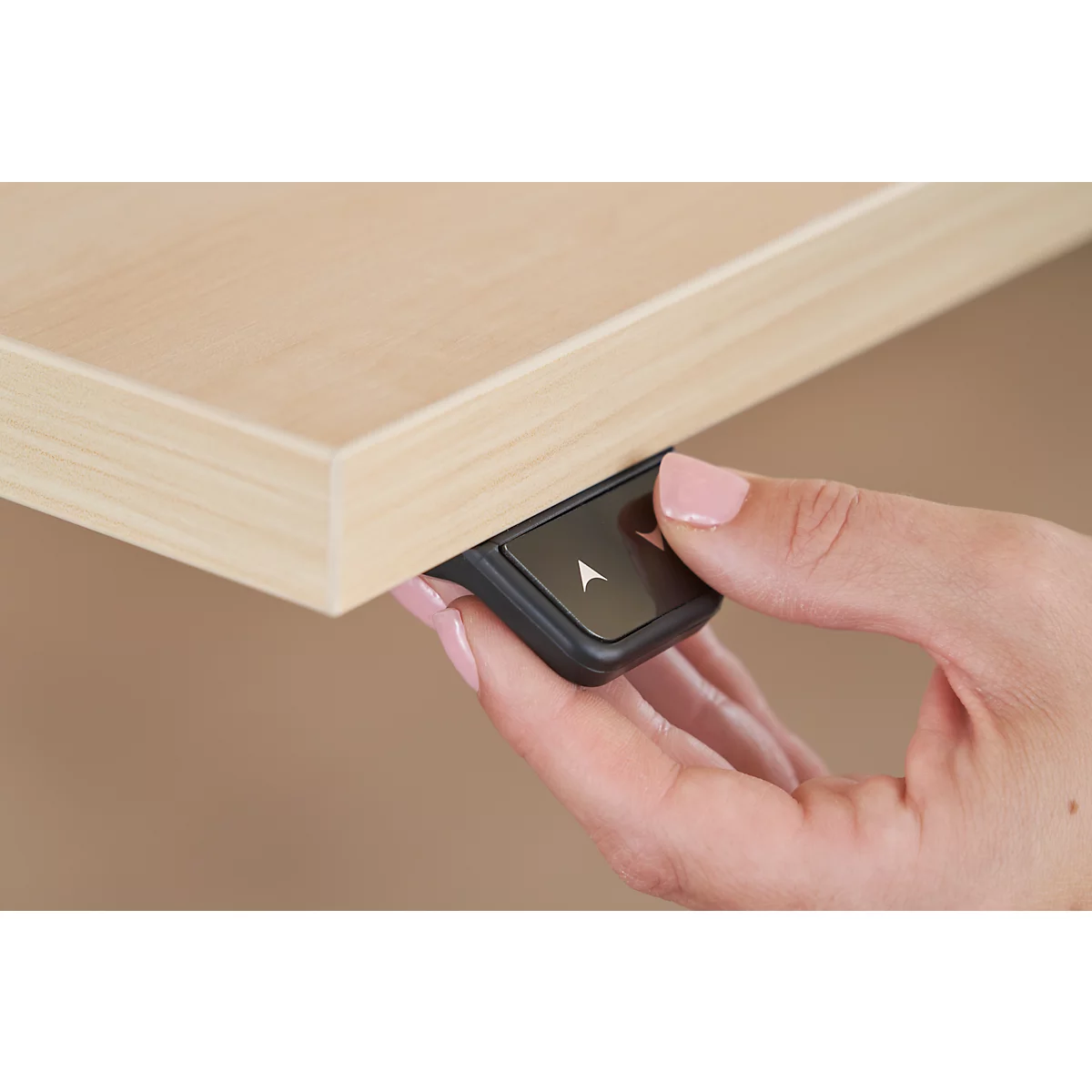Schäfer Shop Select ERGO-T escritorio, regulable eléctricamente en altura, forma libre, fijación a la izquierda, pata en T, An 1800 x Al 640-1300 mm, decoración arce/aluminio blanco