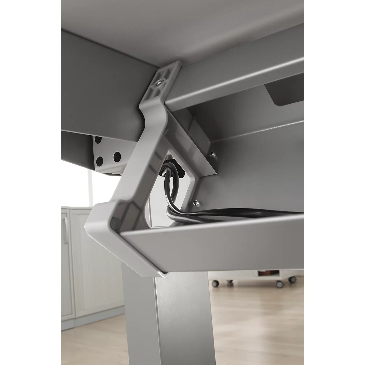 Schäfer Shop Select Goulotte de câbles en acier, 1200 mm, alu blanc, pour tables à partir de 1600 mm de largeur