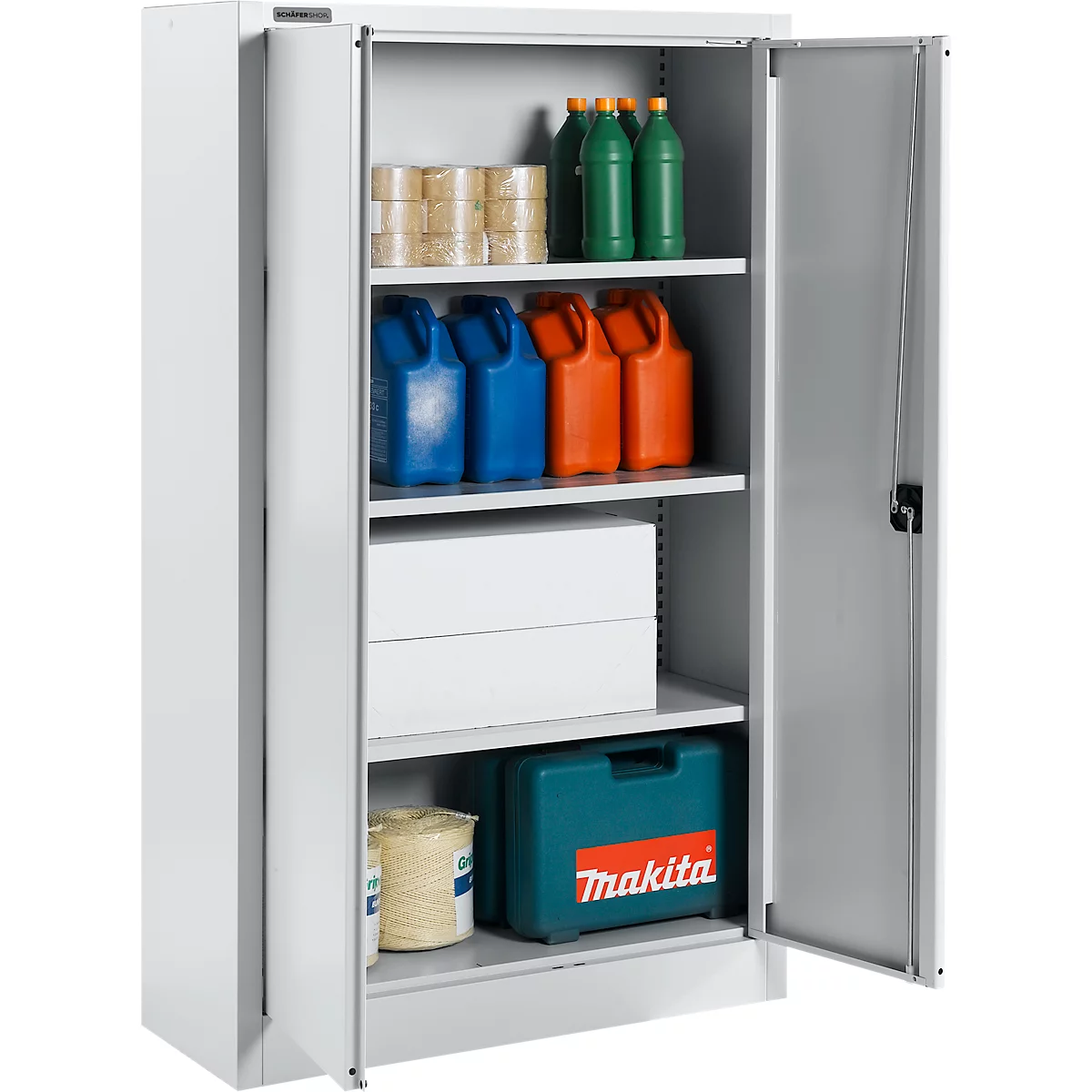 Witte stalen kast, deur open, gevuld met diverse items: jerrycans, gereedschapskist, rollen tape.