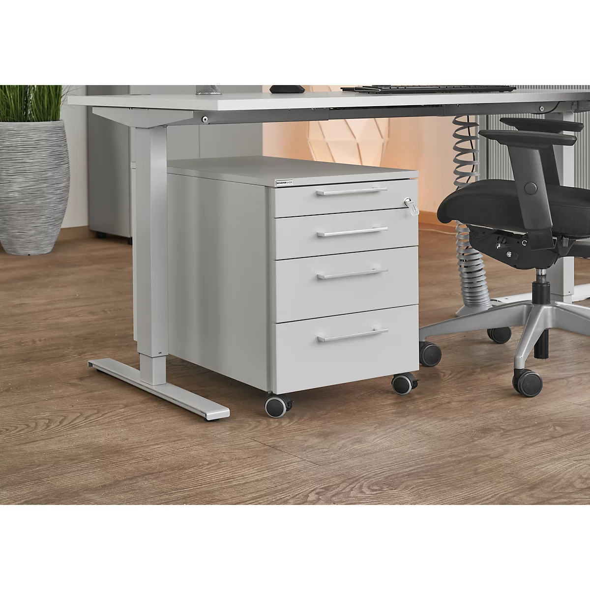 Schäfer Shop Select pedestal móvil 1233, con asa angular, gris claro/gris claro/gris claro