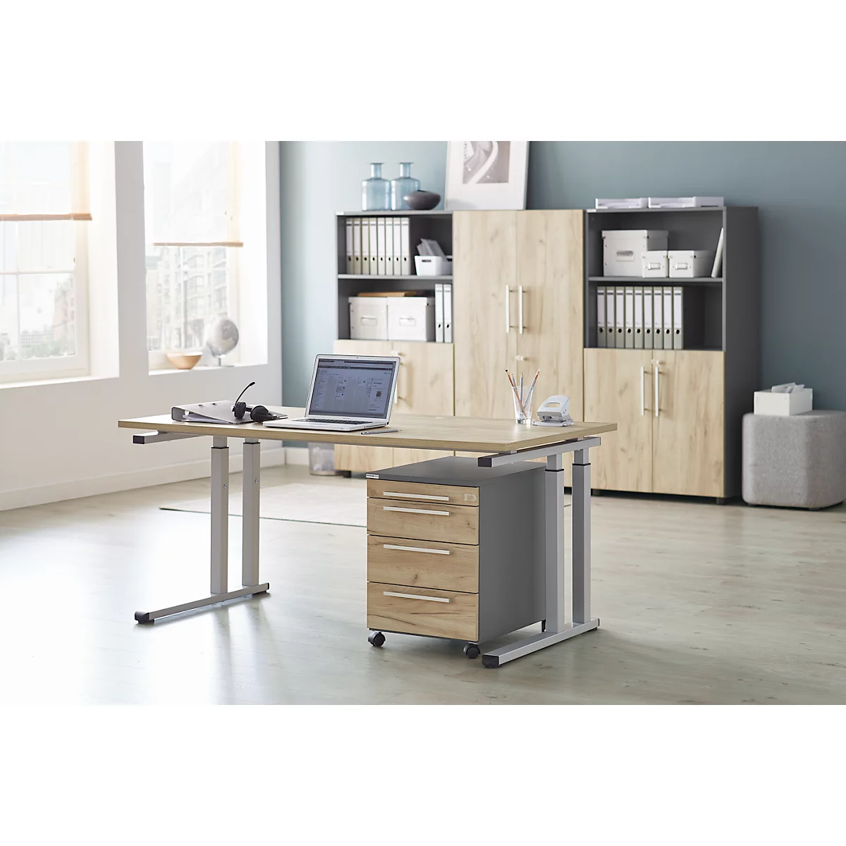 Schäfer Shop Select Schreibtisch SET UP, C-Fußgestell, 1600x800, eiche/weißalu 