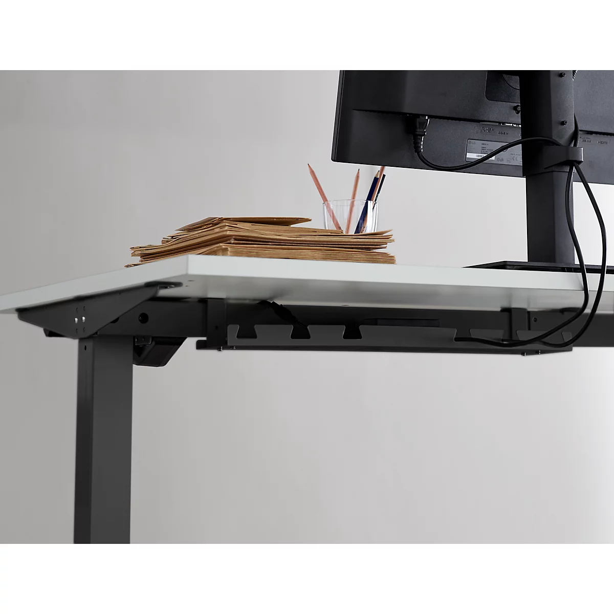 Schäfer Shop Select Schreibtisch Start Off, elektrisch höhenverstellbar, Rechteck, T-Fuß, B 1600 x T 800 x H 755-1255 mm, Ahorn/schwarz 