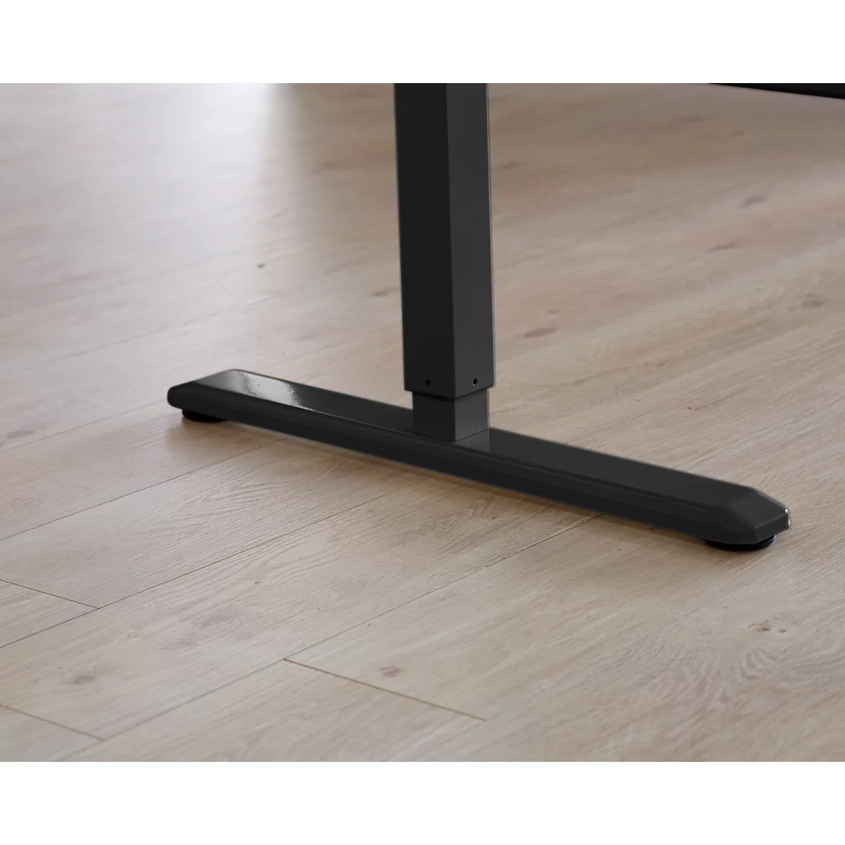 Schäfer Shop Select Schreibtisch Start Off, elektrisch höhenverstellbar, Rechteck, T-Fuß, B 1600 x T 800 x H 755-1255 mm, Eiche/schwarz