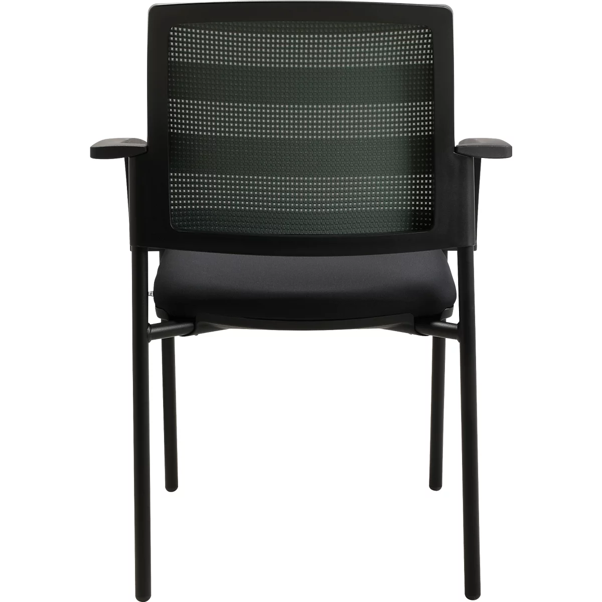 Chaise de bureau noire avec dossier en filet, accoudoirs et quatre pieds. La chaise est placée devant un fond blanc.