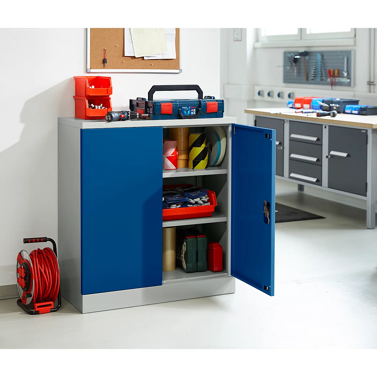 Schäfer Shop Select stalen kast, 2 OH, 2 in hoogte verstelbare legborden, draaicilinderslot, B 916 x D 422 x H 1000 mm, lichtgrijs RAL 7035/enziaans blauw RAL 5010