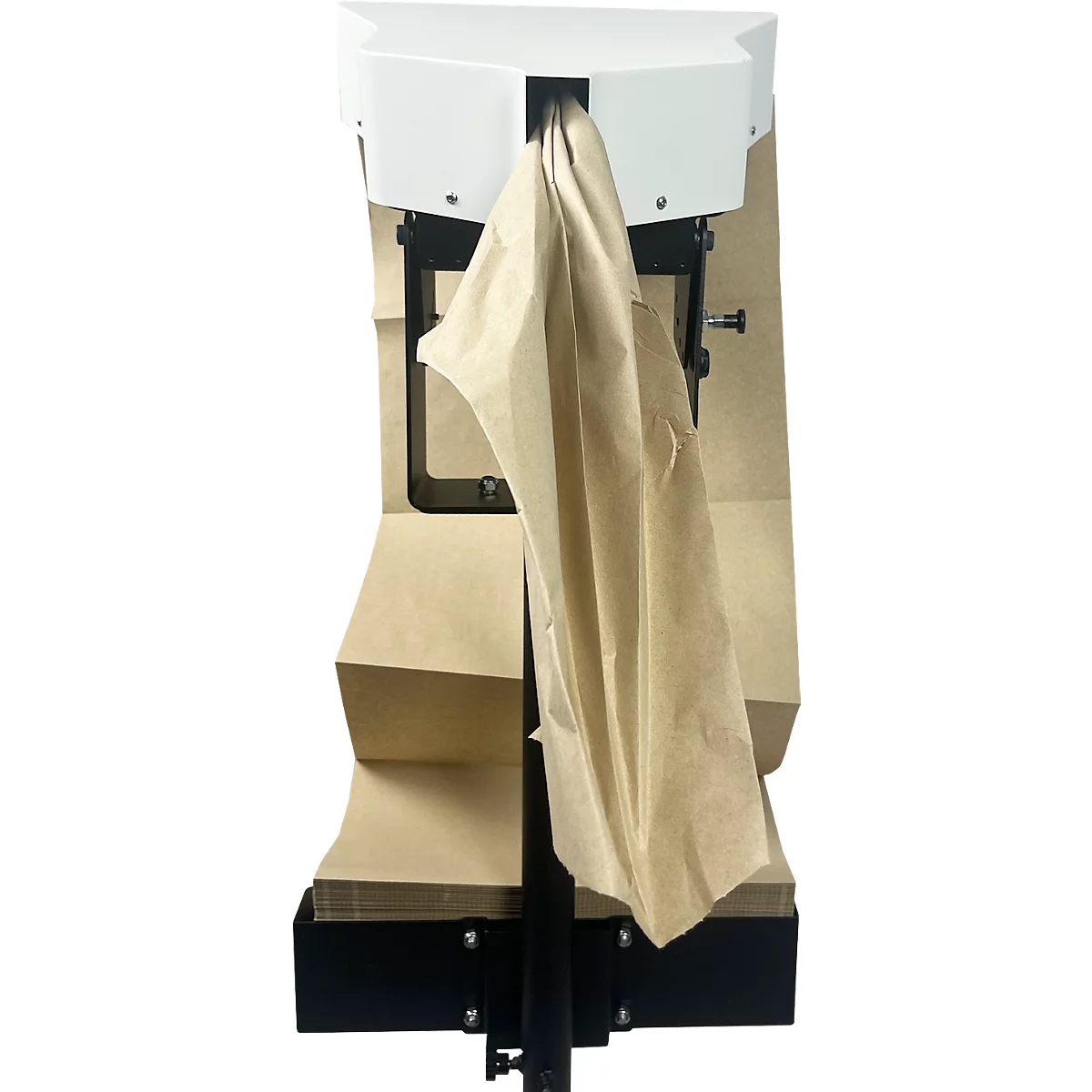 Un appareil avec des sacs en papier. Un sac en papier brun est tiré d'une ouverture de l'appareil.