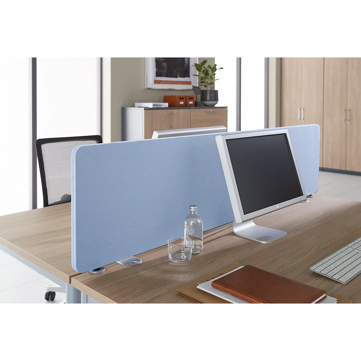 Schäfer Shop Select Tischtrennwand, Materialstärke 30 mm, B 1600 x H 600 mm, 100 % Post-Consumer-Recyclingpolyester, blaugrau