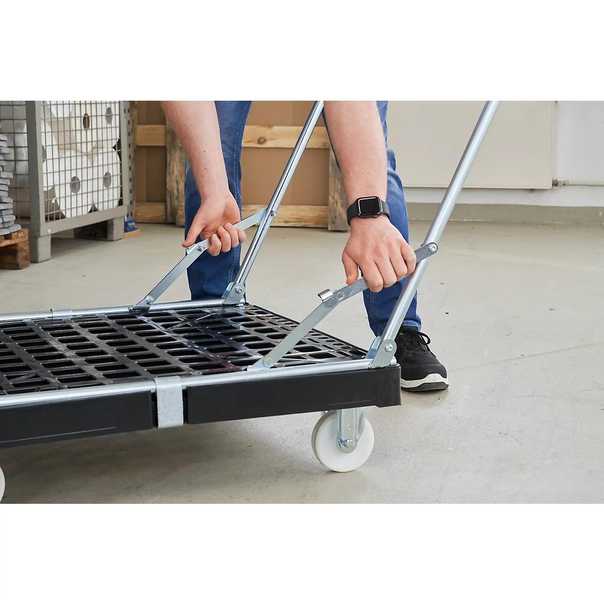Schäfer Shop Select Transportroller BASICline, bis 500 kg, klappbarer Schiebebügel, L 815 x B 724 x H 192 mm, Recycling-HDPE, schwarz