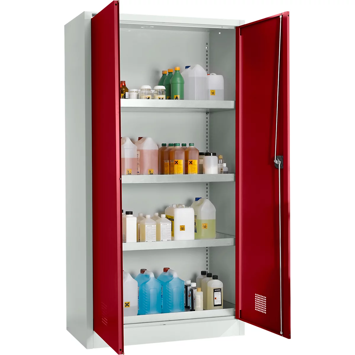 Ein geöffneter, weißer Schrank mit roten Türen, gefüllt mit verschiedenen Chemikalien in Flaschen und Behältern.