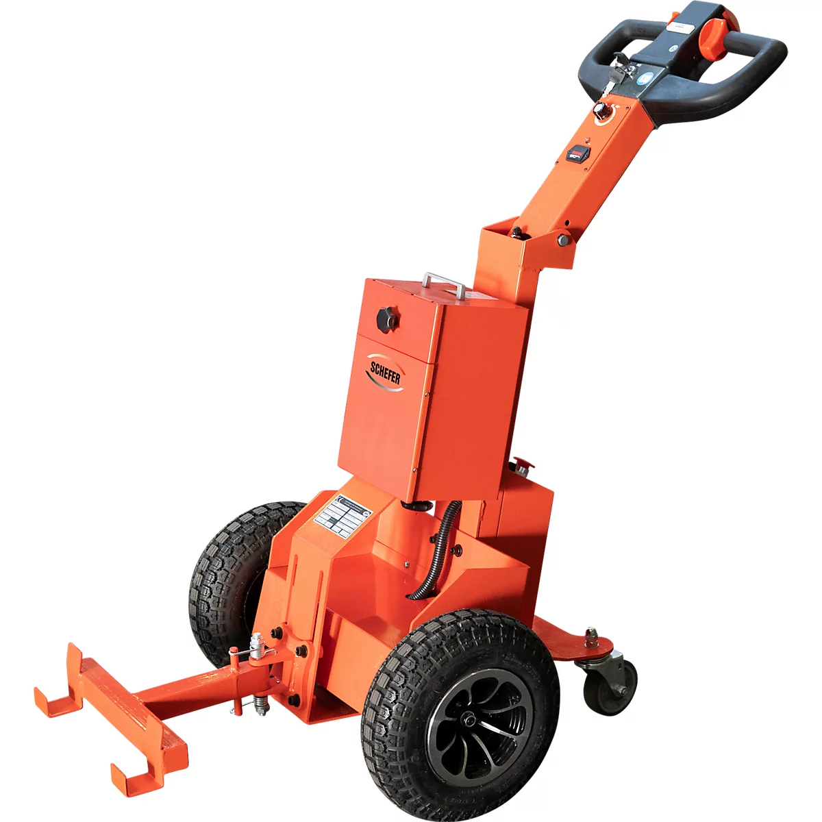 Orangefarbener elektrischer Schlepper. Er hat zwei große Räder, einen Griff und einen Haken zum Ziehen.