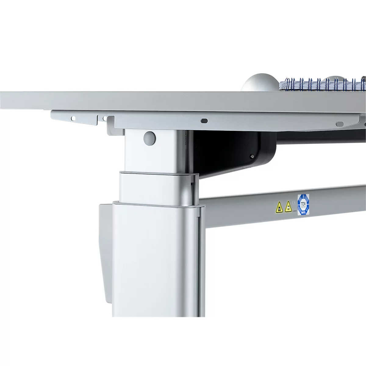 Schreibtisch Komfort, elektrisch höhenverstellbar, Rechteck, C-Fuß, B 1600 x T 800 x H 655-1305 mm, lichtgrau/weißaluminium RAL 9006